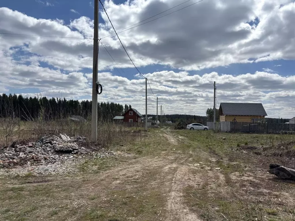 Участок в Свердловская область, Ревда ул. Дубравная (9.77 сот.) - Фото 1