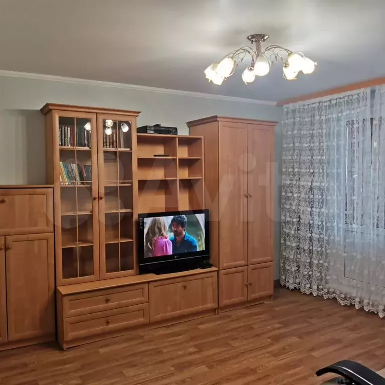 2-к. квартира, 55 м, 4/5 эт. - Фото 0