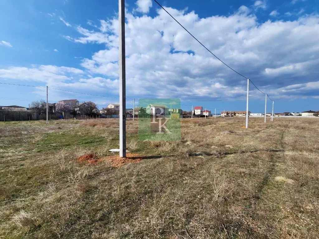 Участок в Крым, Евпатория городской округ, Мирный пгт просп. Мира, 17 ... - Фото 0