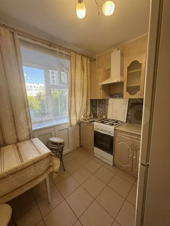 1-к. квартира, 34 м, 2/5 эт. - Фото 0