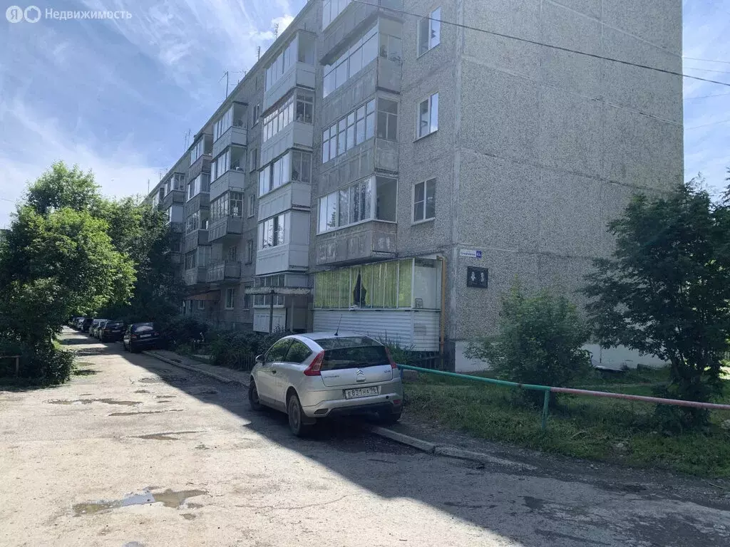 2-комнатная квартира: Ревда, Спортивная улица, 43А (50 м) - Фото 0
