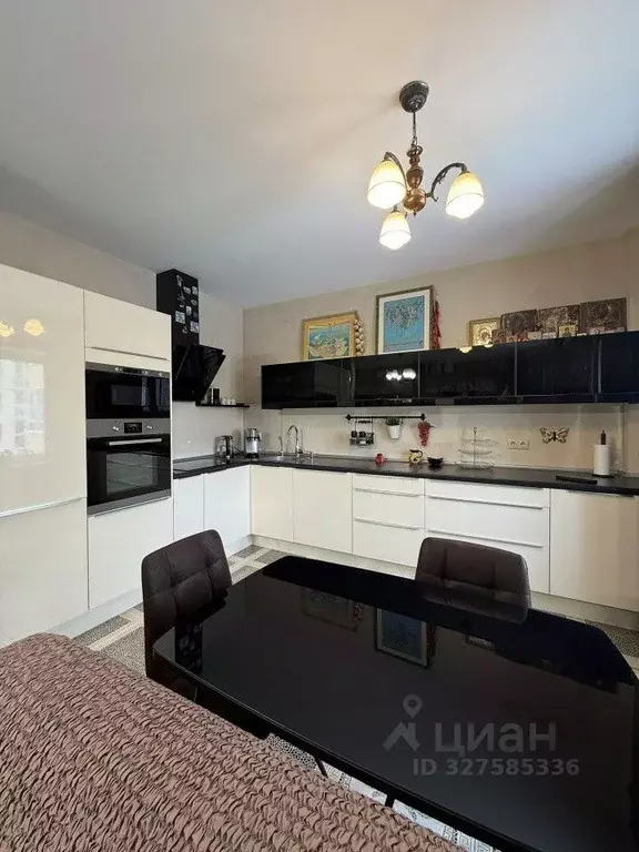 3-к кв. Свердловская область, Екатеринбург ул. Союзная, 4 (80.5 м) - Фото 2