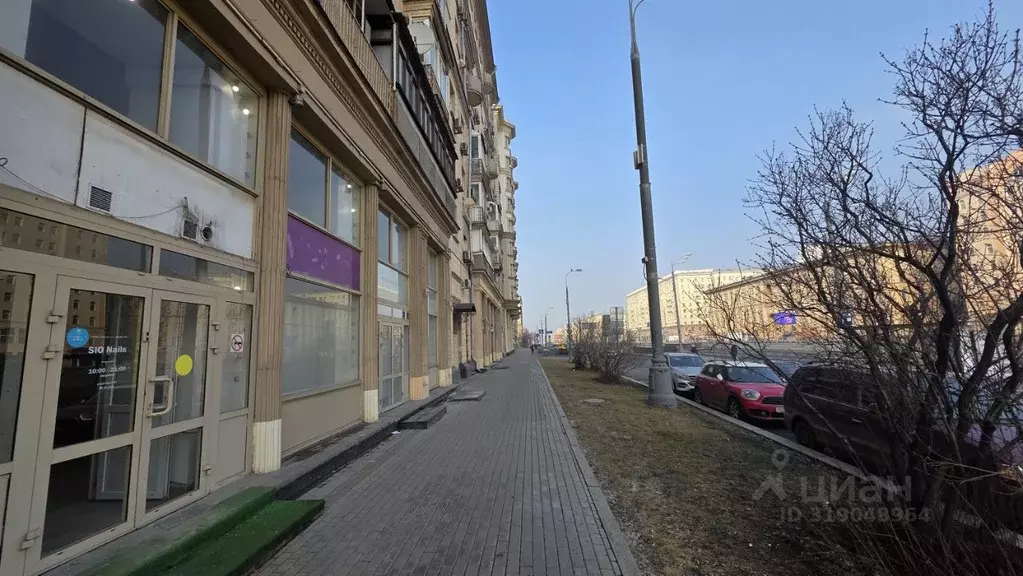Помещение свободного назначения в Москва просп. Мира, 81 (300 м) - Фото 0