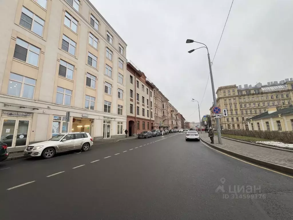 Гараж в Санкт-Петербург Смольный просп., 17 (13 м) - Фото 2