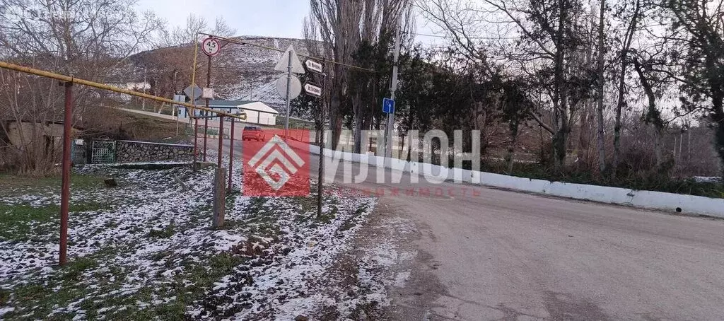 Дом в Бахчисарайский район, село Тенистое (58 м) - Фото 1