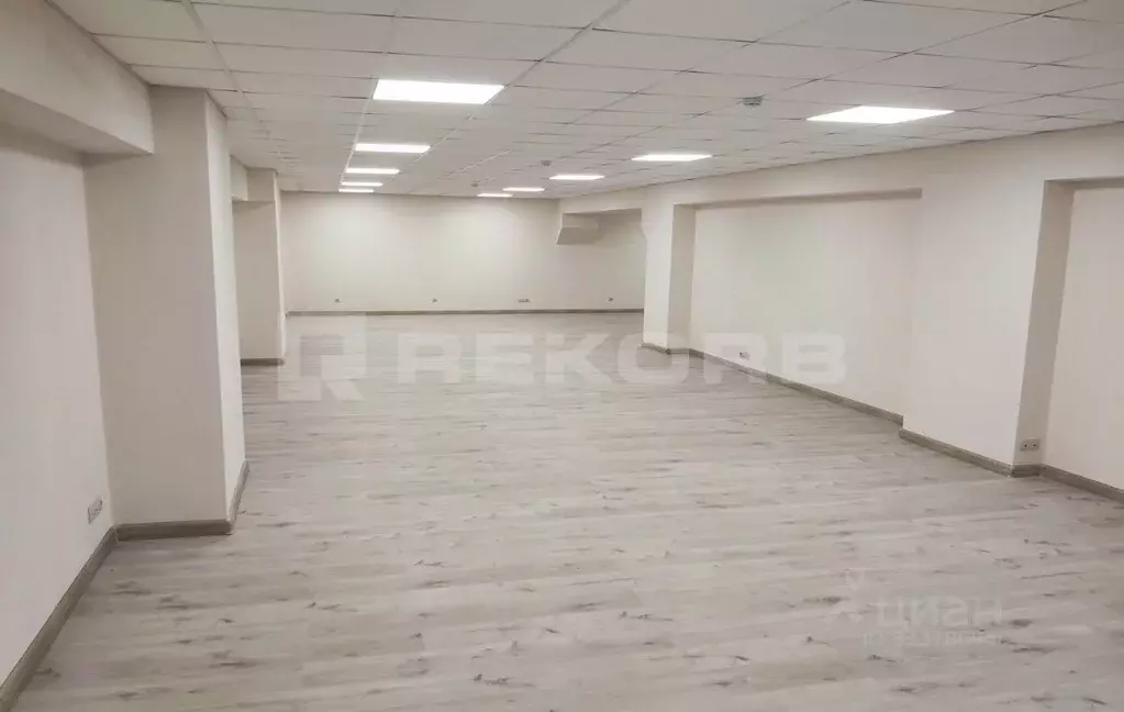 Офис в Санкт-Петербург Левашовский просп., 13 (198 м) - Фото 1