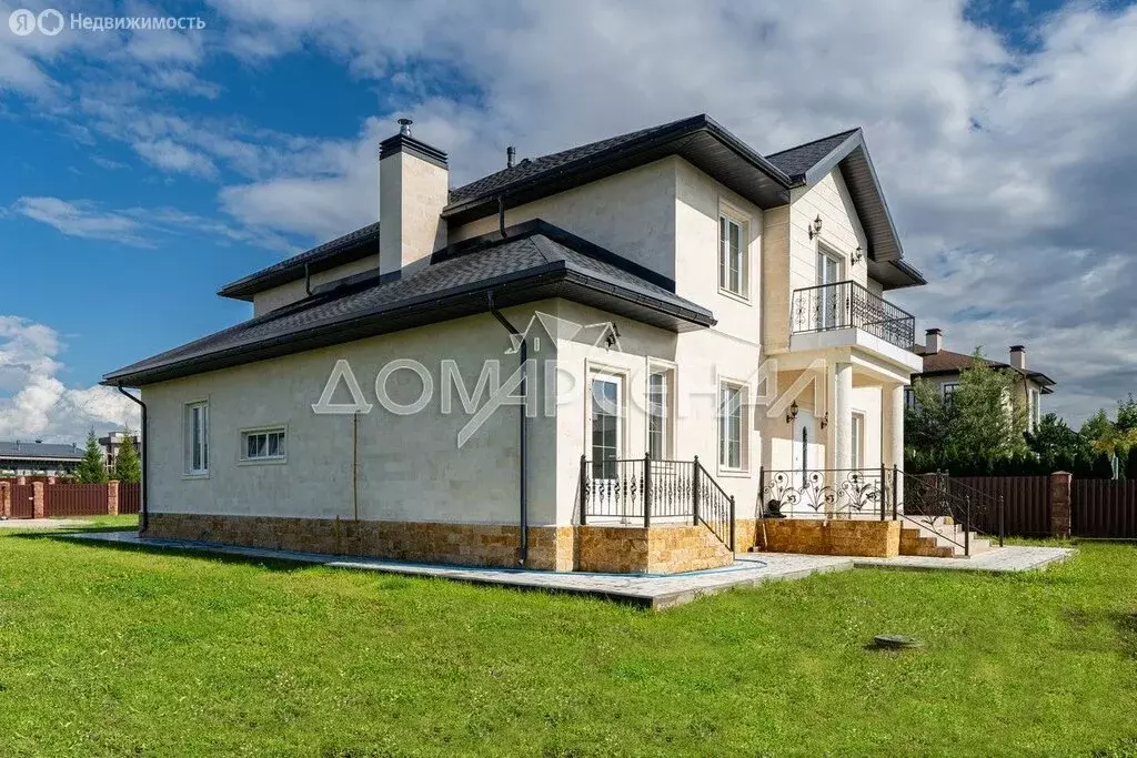Дом в деревня Мартемьяново, Цветочная улица (310.4 м) - Фото 0