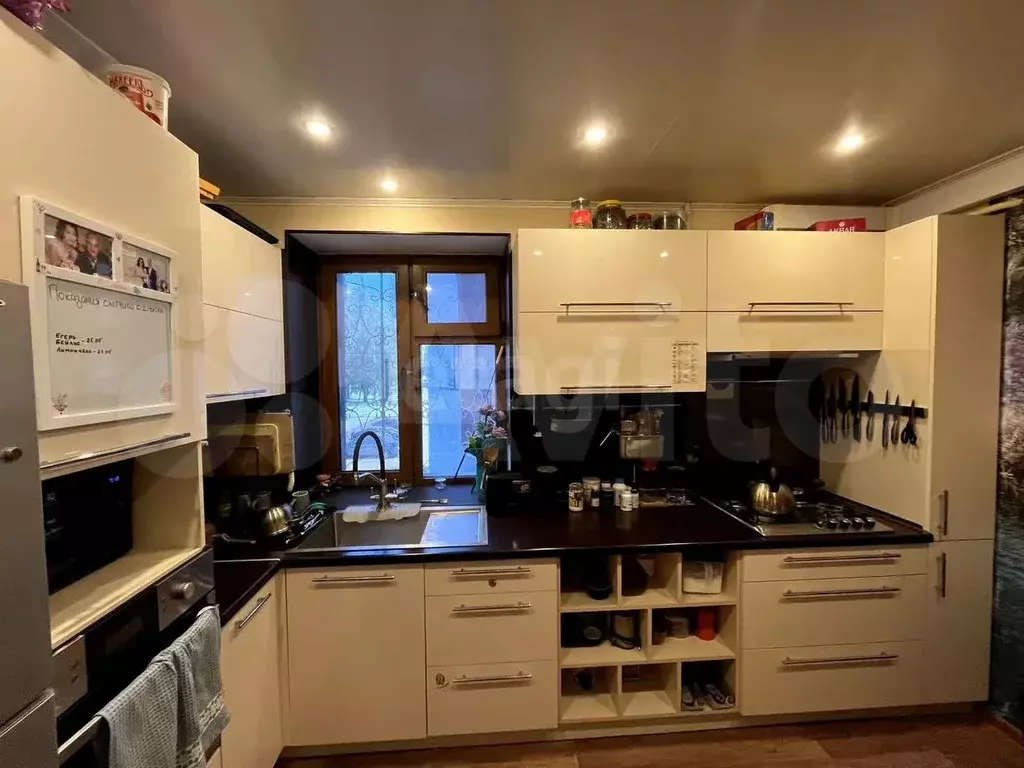 2-к. квартира, 48 м, 2/9 эт. - Фото 1