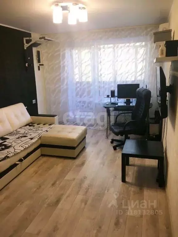 2-к кв. Самарская область, Тольятти Приморский бул., 18 (48.0 м) - Фото 0