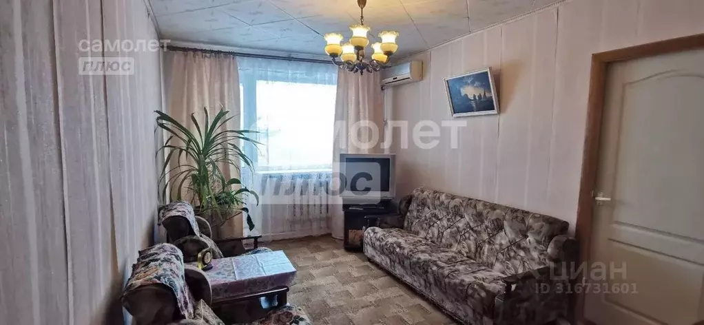 3-к кв. Саратовская область, Энгельс Полтавская ул., 15 (50.0 м) - Фото 1