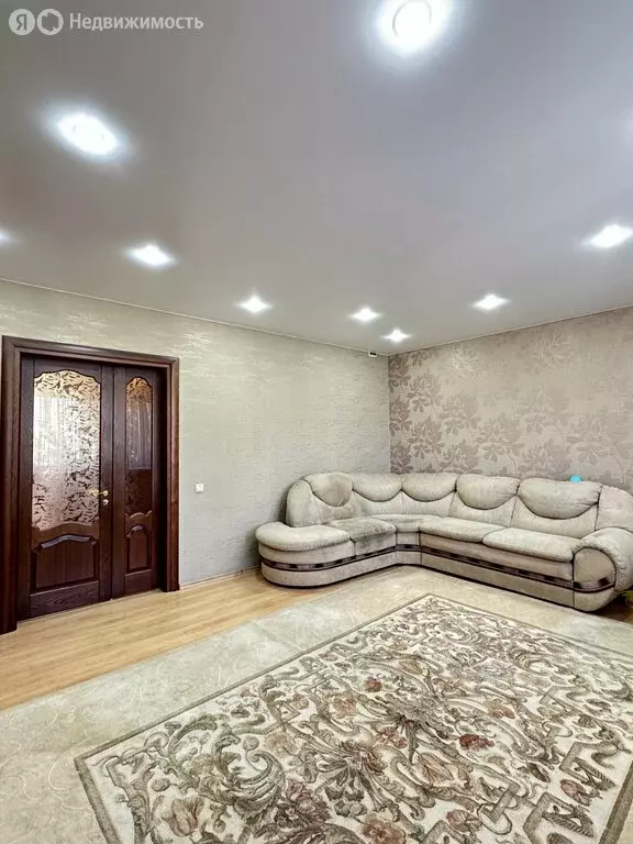 4-комнатная квартира: Иркутск, улица Пискунова, 54 (90 м) - Фото 0