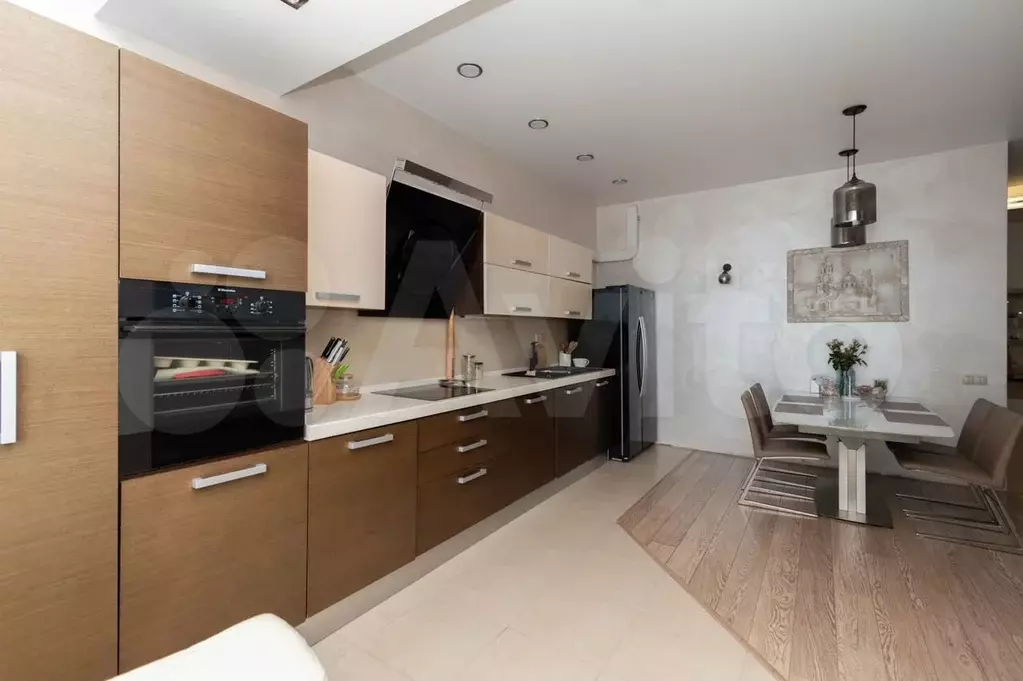 3-к. квартира, 115 м, 7/10 эт. - Фото 0