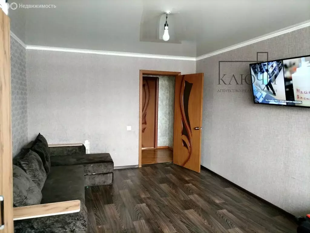 3-комнатная квартира: Магнитогорск, Сиреневый проезд, 26 (61.8 м) - Фото 2