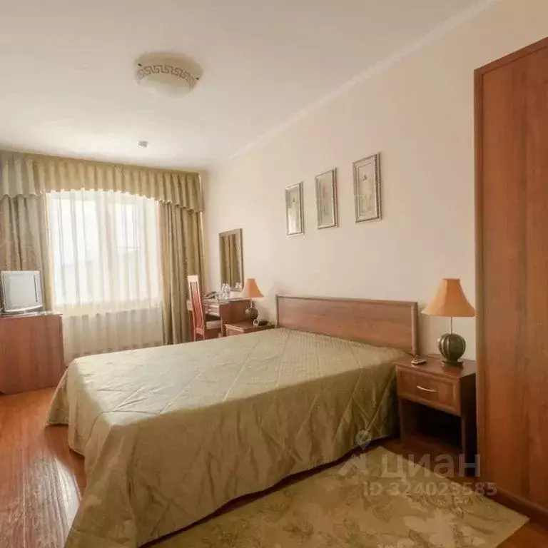 Комната Краснодарский край, Краснодар Уральская ул., 144 - Фото 1