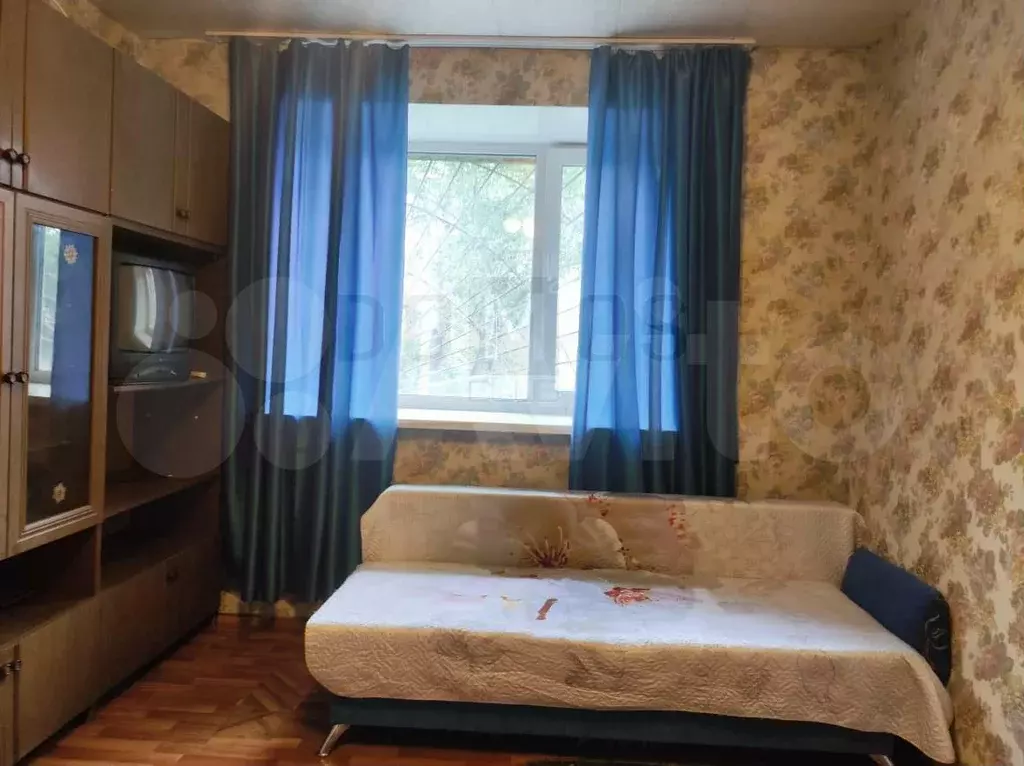 Комната 9 м в 1-к., 1/5 эт. - Фото 1