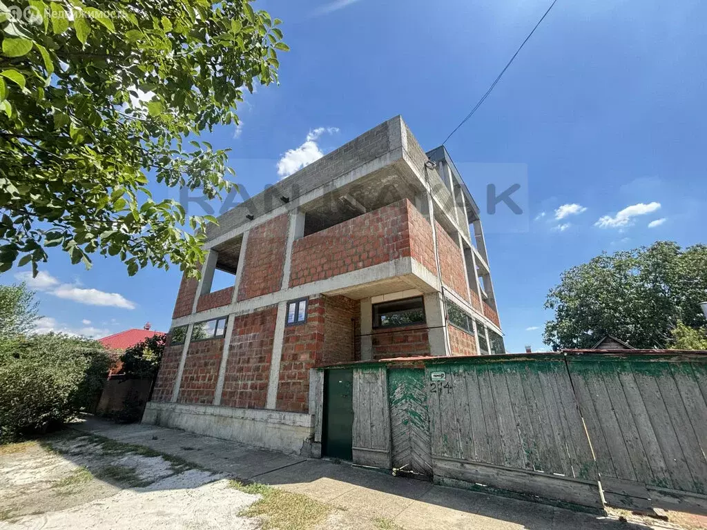 Дом в Майкоп, Госпитальная улица, 214 (450 м) - Фото 2