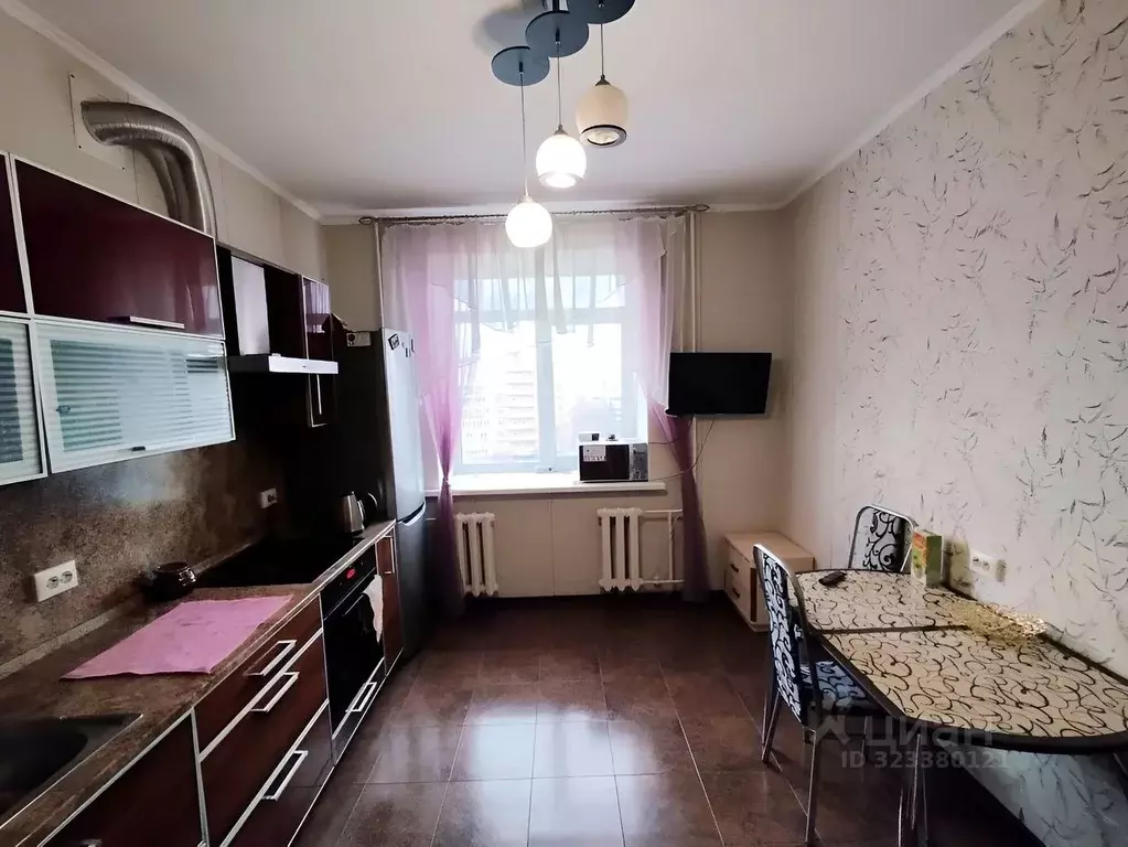 2-к кв. Ярославская область, Ярославль ул. Нефтяников, 4 (65.0 м) - Фото 1