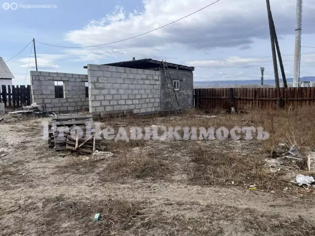 Дом в село Сукпак, улица Геологов (30 м) - Фото 1