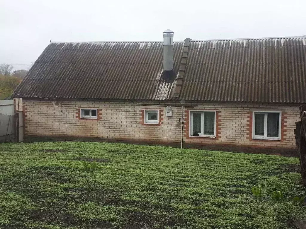 Дом в Орловская область, с. Тросна ул. Лебедева, 4 (96 м) - Фото 1