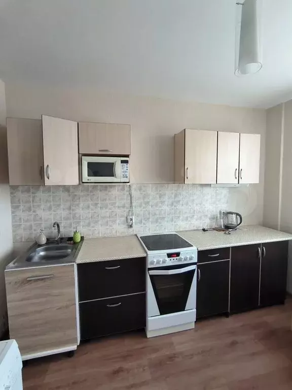 1-к. квартира, 37 м, 7/17 эт. - Фото 0