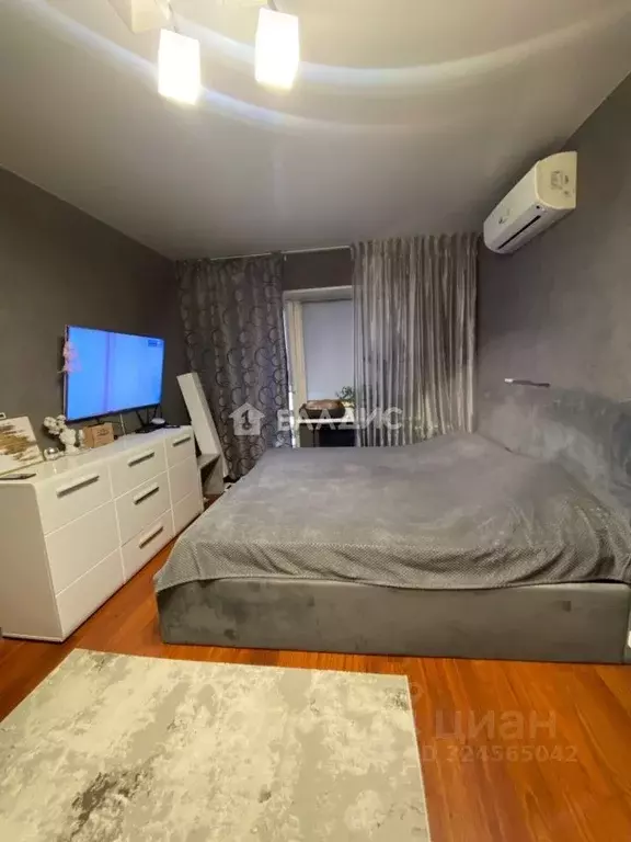 1-к кв. Волгоградская область, Волгоград ул. 64-й Армии, 6 (31.6 м) - Фото 2