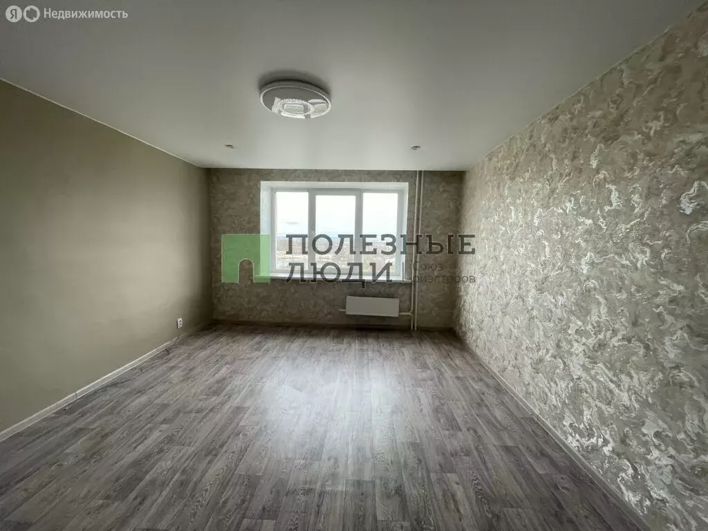 1-комнатная квартира: Сызрань, улица Комарова, 14 (36.8 м) - Фото 2