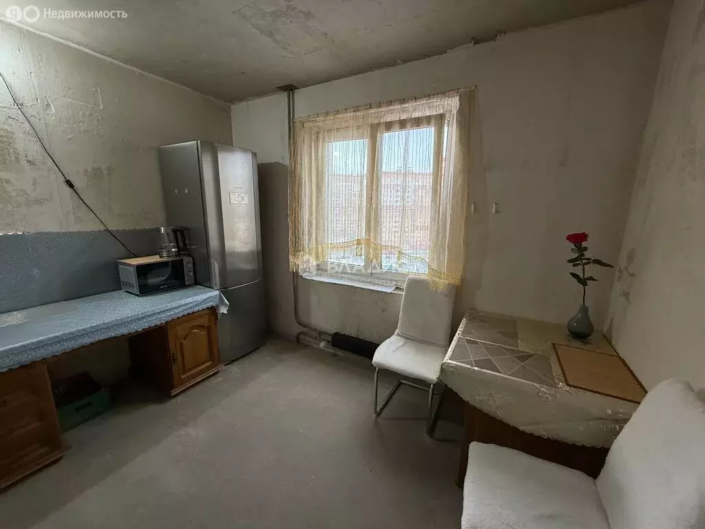 2-комнатная квартира: деревня Островцы, микрорайон Новые Островцы, ... - Фото 2