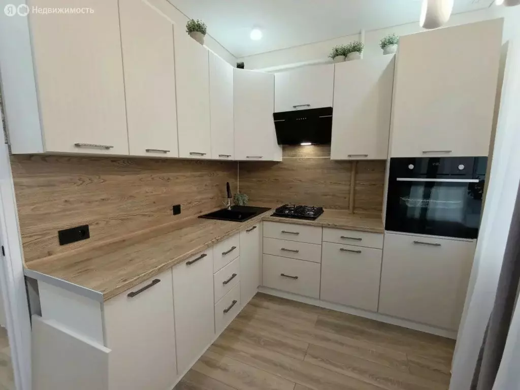 1-комнатная квартира: Ейск, Октябрьская улица, 2 (42 м) - Фото 1