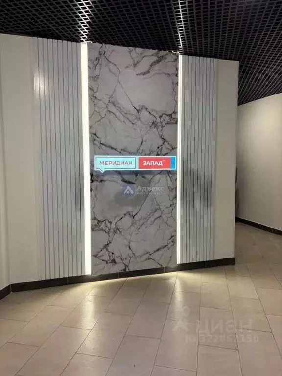 Студия Тюменская область, Тюмень ул. Краснооктябрьская, 16 (30.0 м) - Фото 1