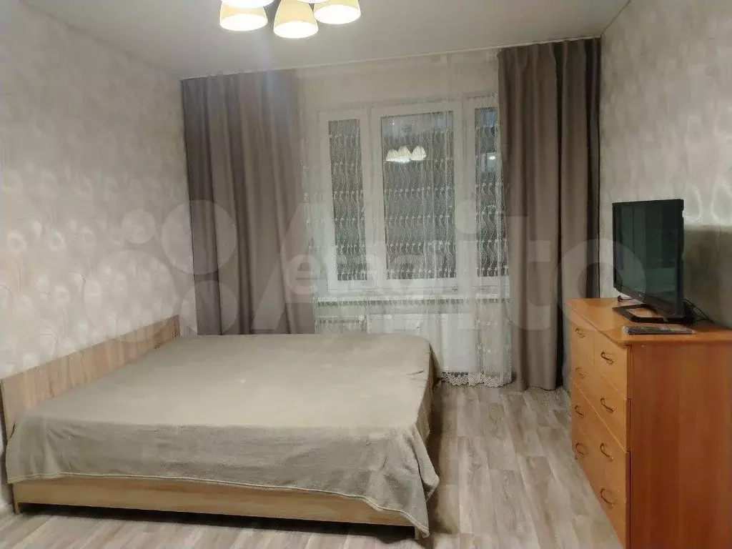 1-к. квартира, 37 м, 9/12 эт. - Фото 0
