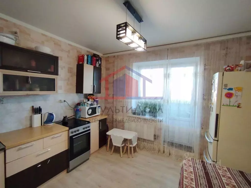 2-к кв. Белгородская область, Старый Оскол Дубрава мкр, 1 кв-л, 21 ... - Фото 0