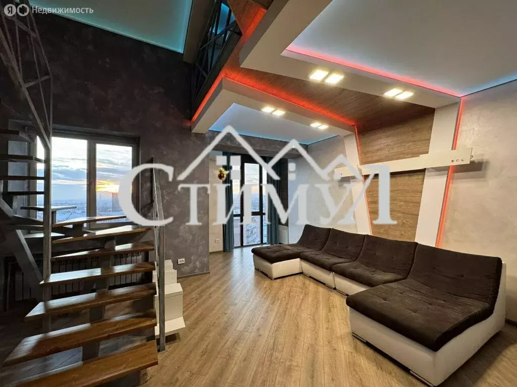 4-комнатная квартира: Абакан, улица Стофато, 10Б (124 м) - Фото 0