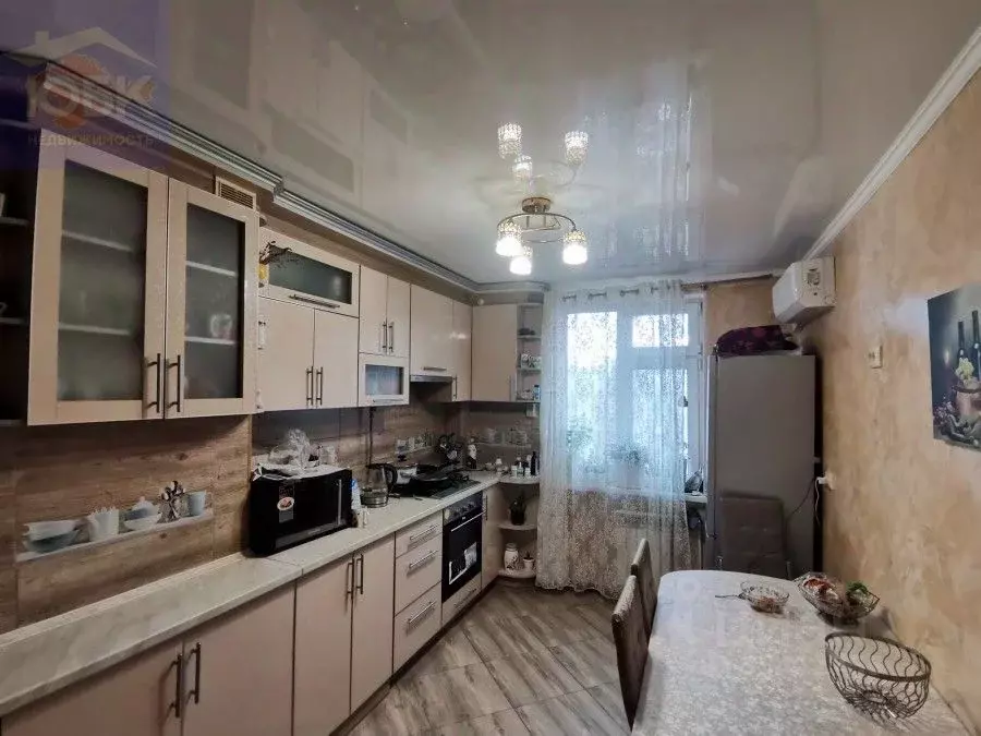 2-к кв. Крым, Евпатория ул. Чапаева, 91 (67.0 м) - Фото 0