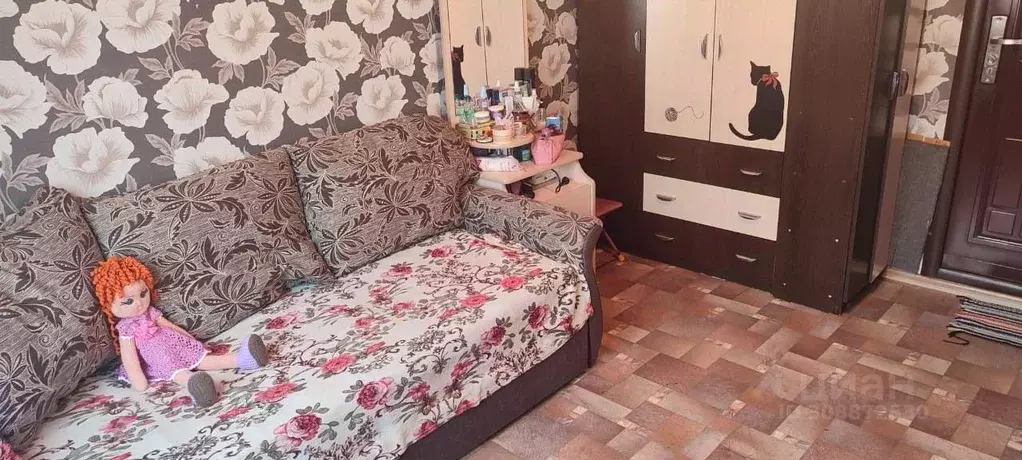 Комната Алтайский край, Бийск ул. Михаила Кутузова, 21 (14.0 м) - Фото 0