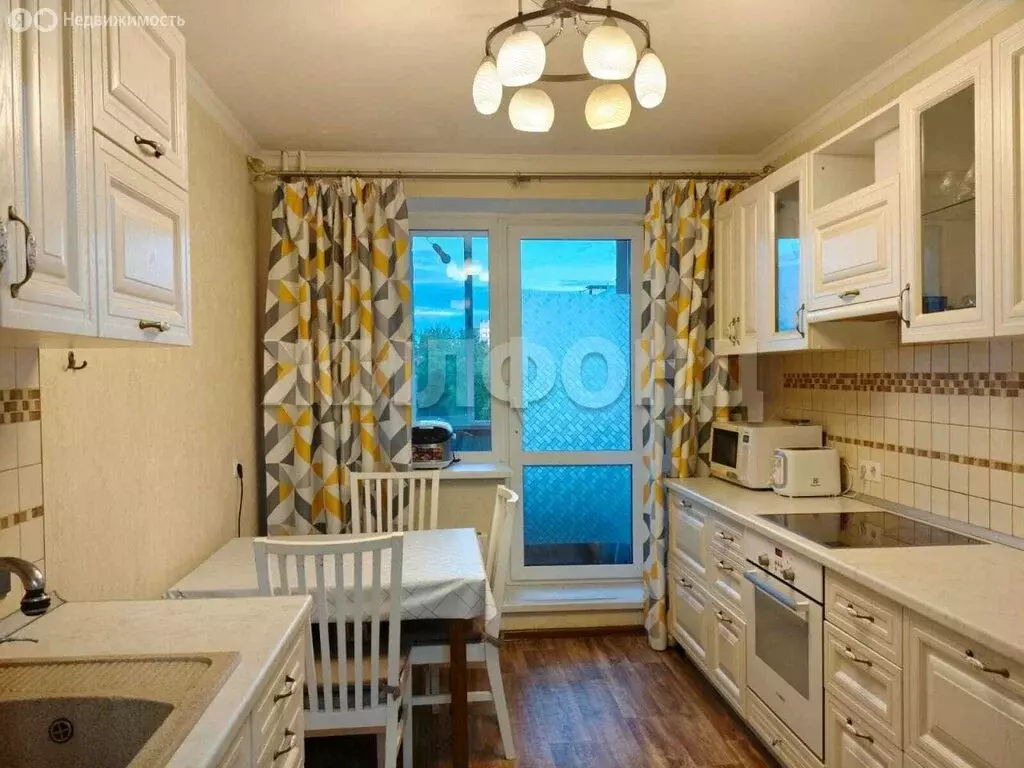 2-комнатная квартира: Новосибирск, улица Петухова, 148 (53 м) - Фото 1
