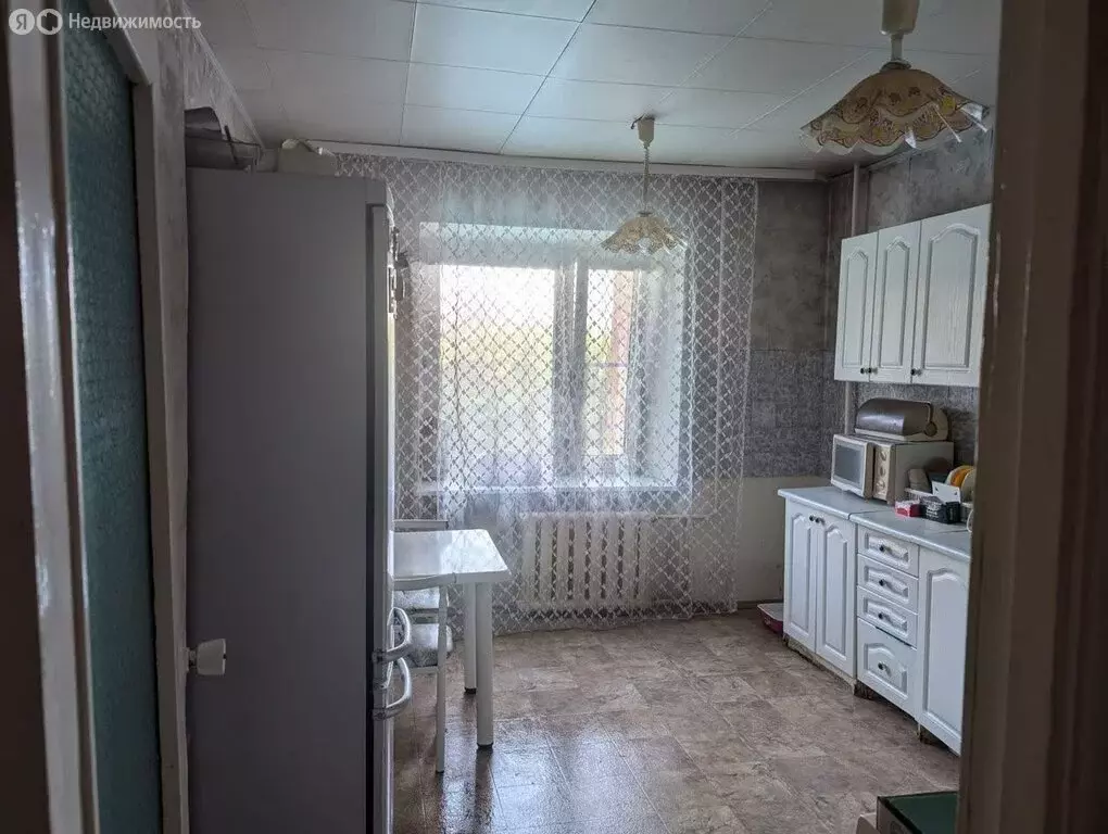 2-комнатная квартира: Иркутск, 4-я Железнодорожная улица, 102 (48 м) - Фото 0