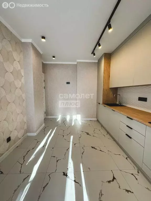 3-комнатная квартира: Ставрополь, Российский проспект, 17к2 (71 м) - Фото 1