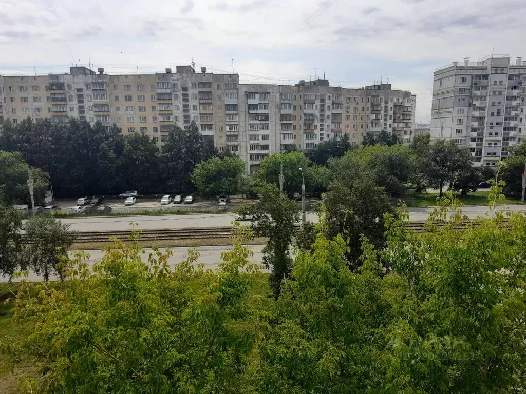 Комната Челябинская область, Челябинск просп. Победы, 330 (18.8 м) - Фото 1