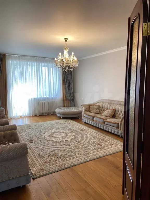 3-к. квартира, 108 м, 7/10 эт. - Фото 0
