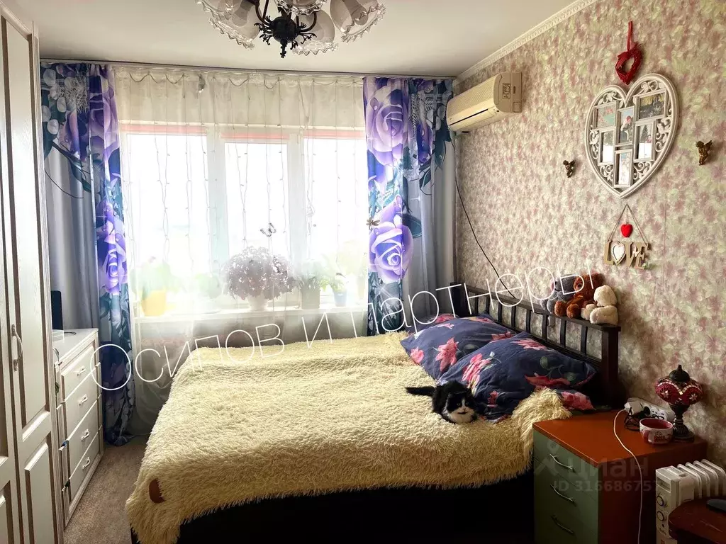3-к кв. Омская область, Омск наб. Тухачевского, 20 (65.9 м) - Фото 0