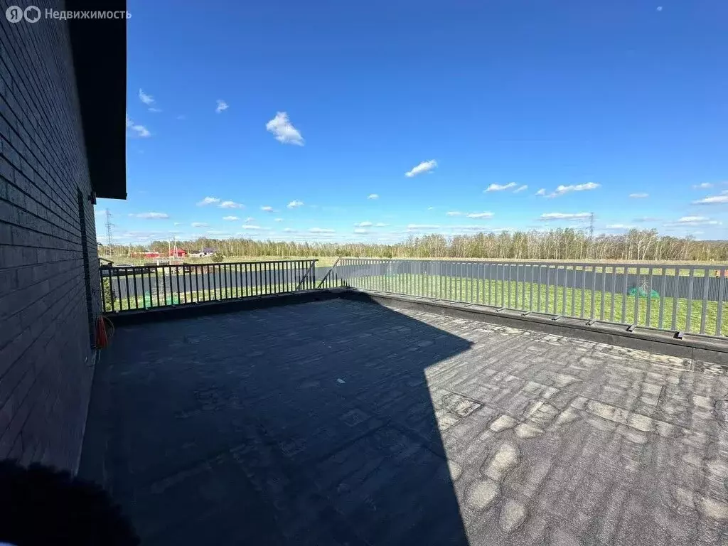 Дом в село Морозово, Зелёная улица (212 м) - Фото 1