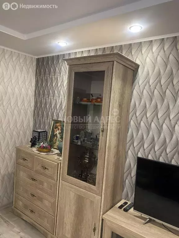 3-комнатная квартира: Калуга, улица Клюквина, 3 (63 м) - Фото 2