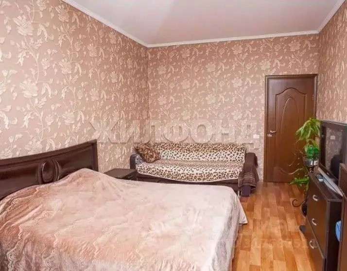 3-к кв. Кемеровская область, Кемерово ул. Серебряный Бор, 5 (87.3 м) - Фото 1