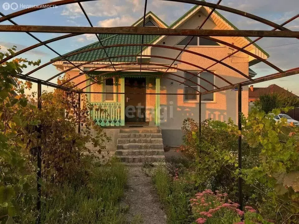 Дом в Старый Оскол, Павловская улица, 90 (94 м) - Фото 0