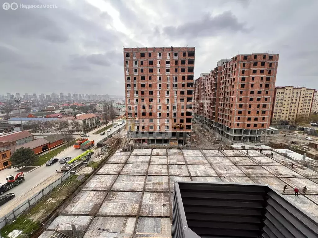 3-комнатная квартира: Грозный, улица Е.М. Батаевой, 9 (94 м) - Фото 2