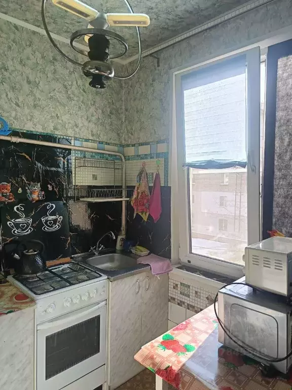 Комната Нижегородская область, Нижний Новгород ул. Куйбышева, 39 - Фото 2