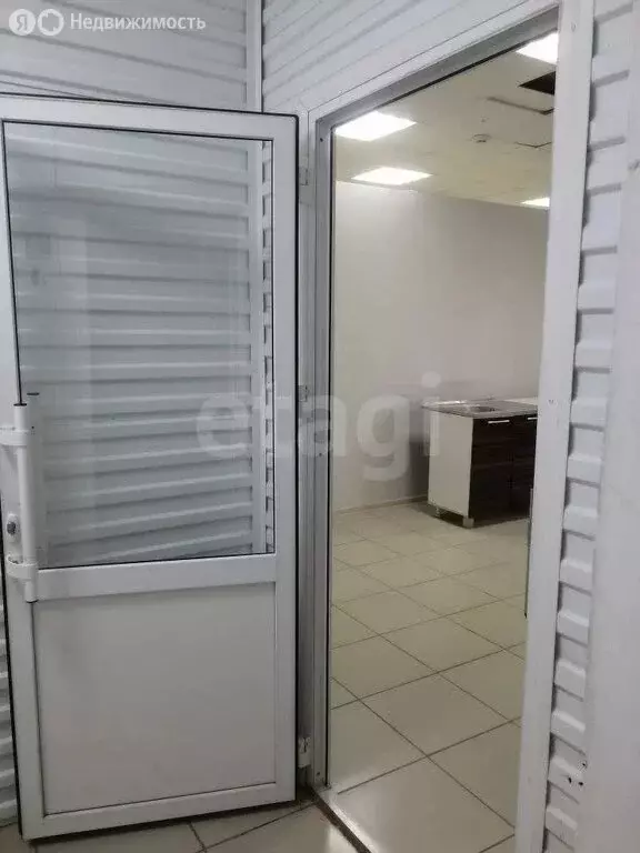 Торговая площадь (226.7 м) - Фото 2