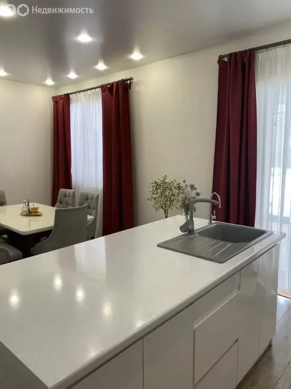 Дом в село Красный Яр, улица 70 лет Победы, 18/1 (120 м) - Фото 1