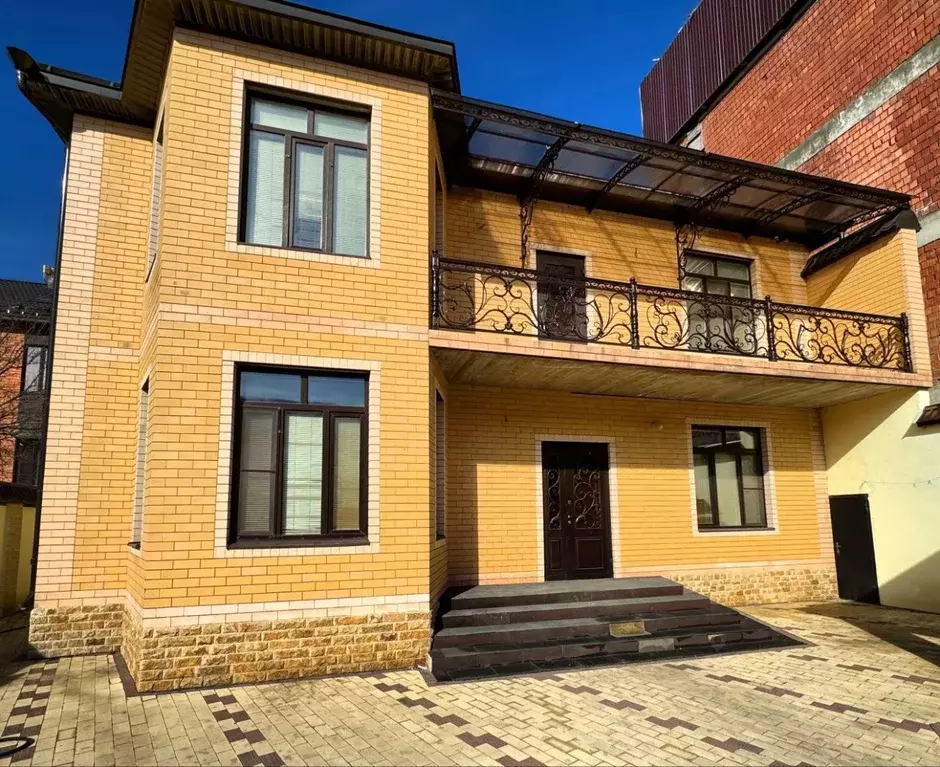 Дом в Дагестан, Махачкала ул. Пржевальского, 30 (300 м) - Фото 0