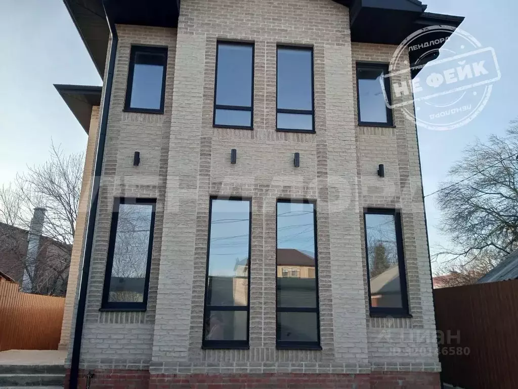 Дом в Ростовская область, Ростов-на-Дону Маршальская ул. (220 м) - Фото 1